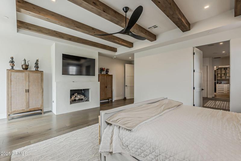 48-web-or-mls-Sunset Vista-38