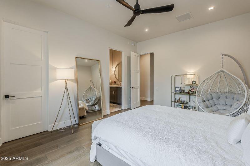 71-web-or-mls-Sunset Vista-61