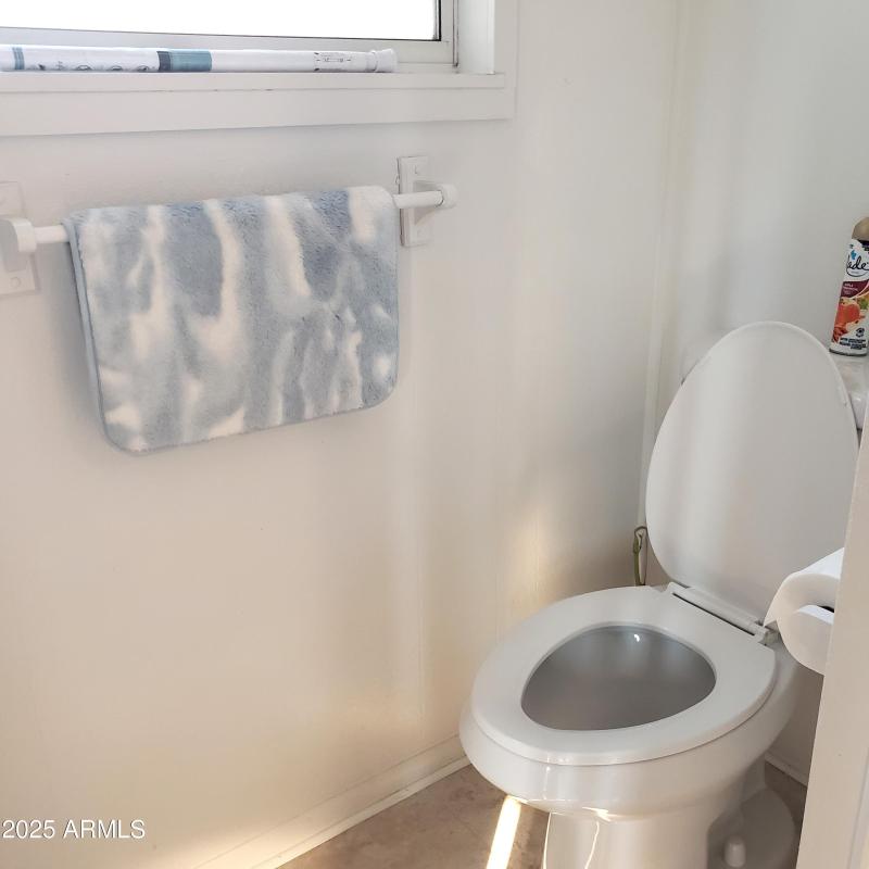 78.MBBtoilet