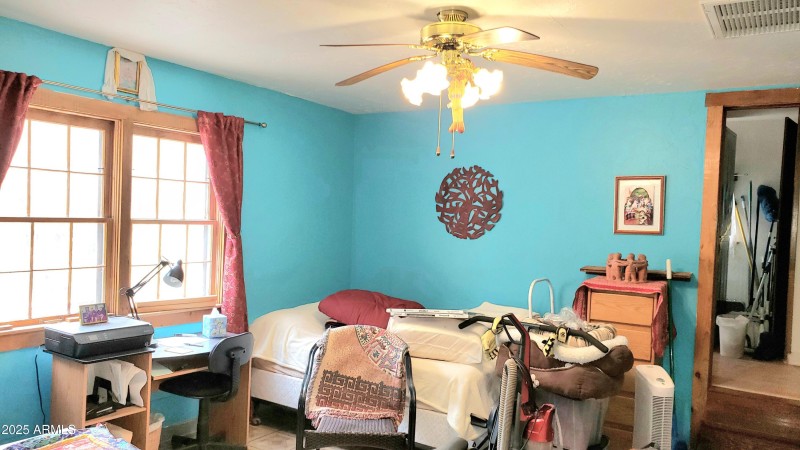 Bdrm Downstrs to Laundry Half Bath