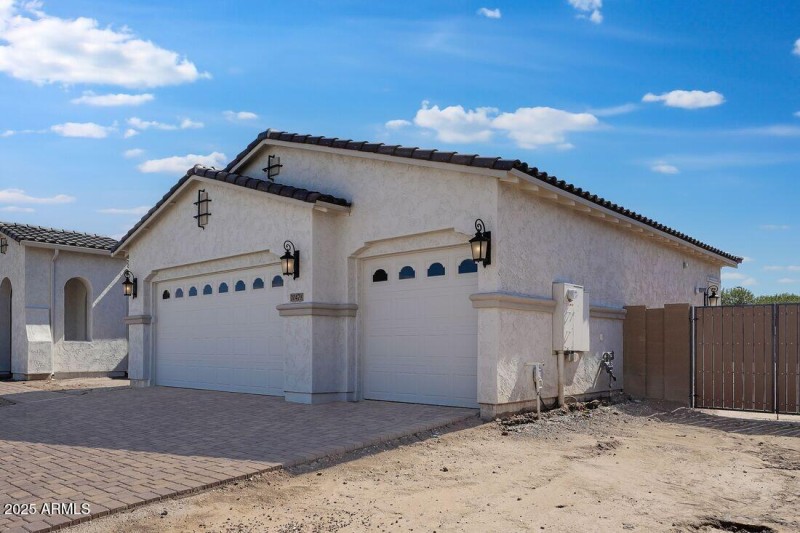 20479 E Calle De Flores ~ Ready Now!