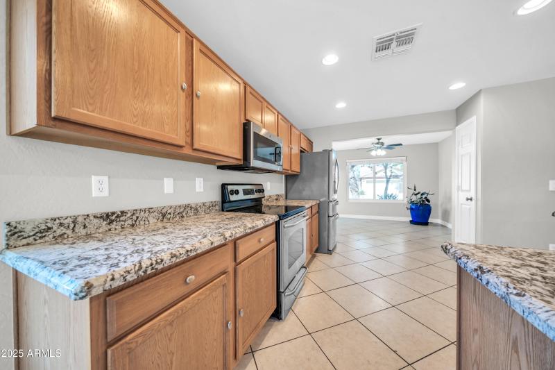 16219 W Yucatan Dr-15