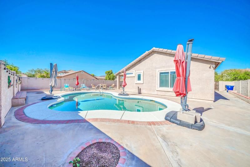 16219 W Yucatan Dr-34