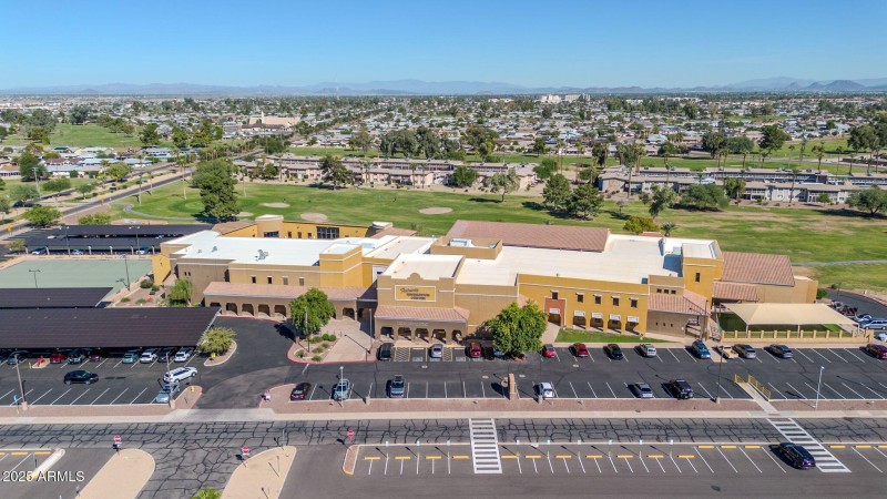 Sun City Fairway Rec Center & South Golf