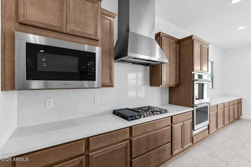 7632 W Remuda Drive ~ Ready Now!