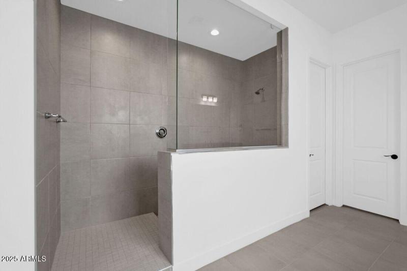 7639 W Remuda Drive ~ Ready Now!