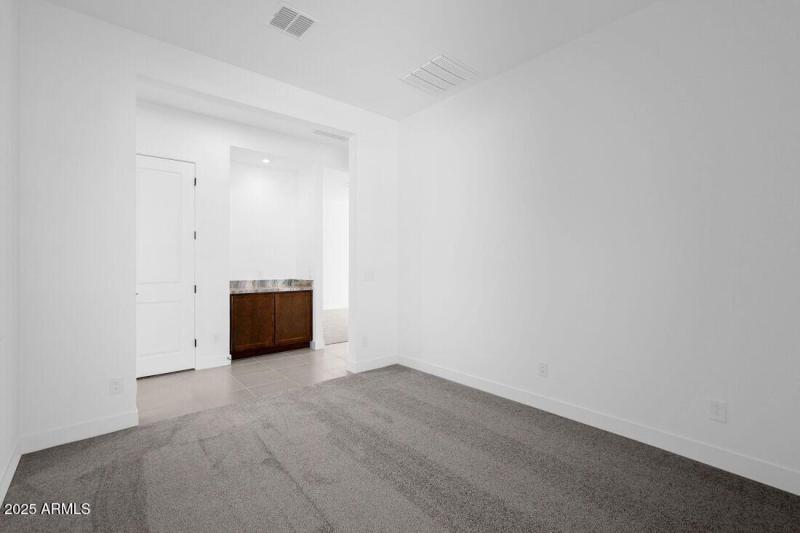 7639 W Remuda Drive ~ Ready Now!