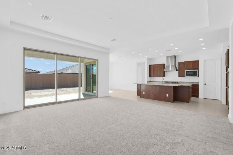 7639 W Remuda Drive ~ Ready Now!