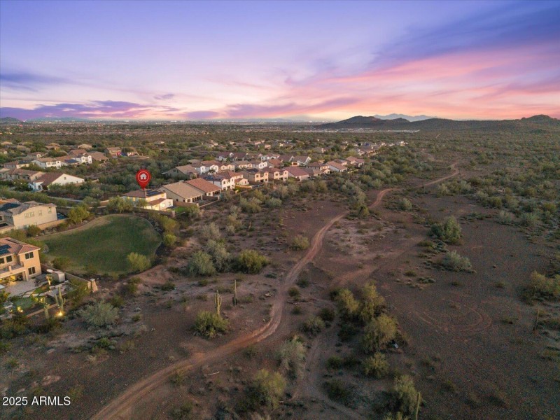 42-DJI_20251025181224_0442_D