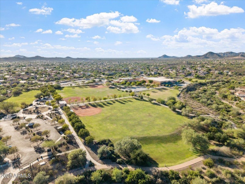 52-DJI_20251025155052_0424_D