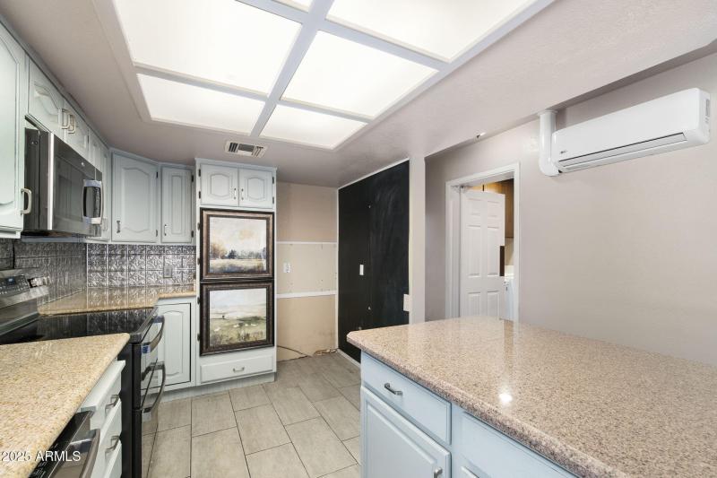 022___13640 E Williams Field