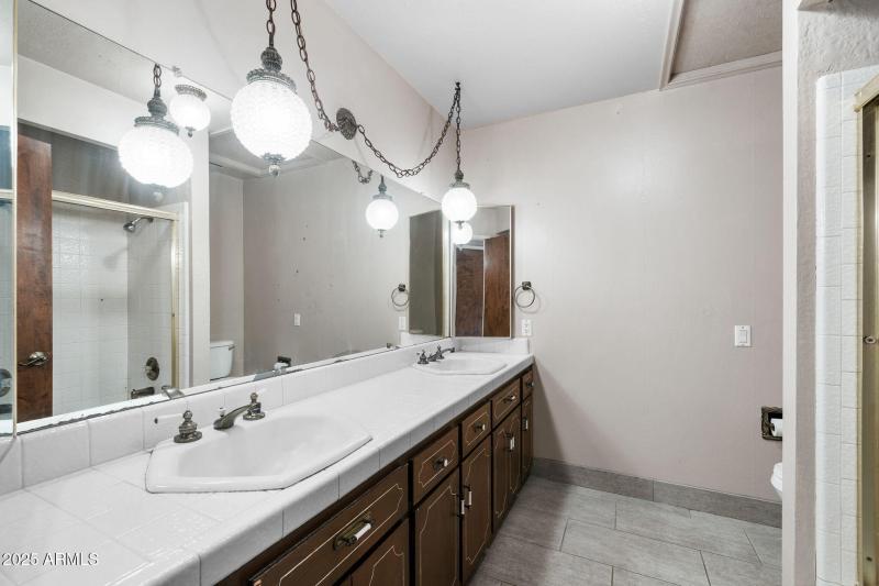 031___13640 E Williams Field