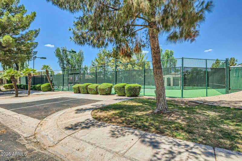 027 - 40 Tennis Court