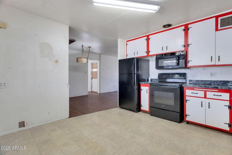 8-web-or-mls-QP-4466