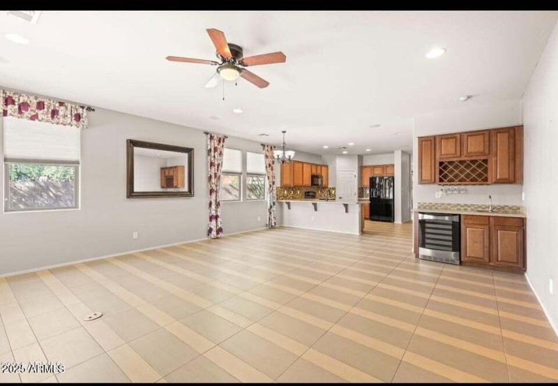 562230453_24822972897393369_985870624305