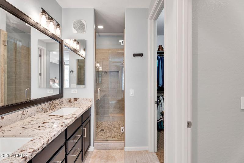 Luxurious Spa-Like Bathroom