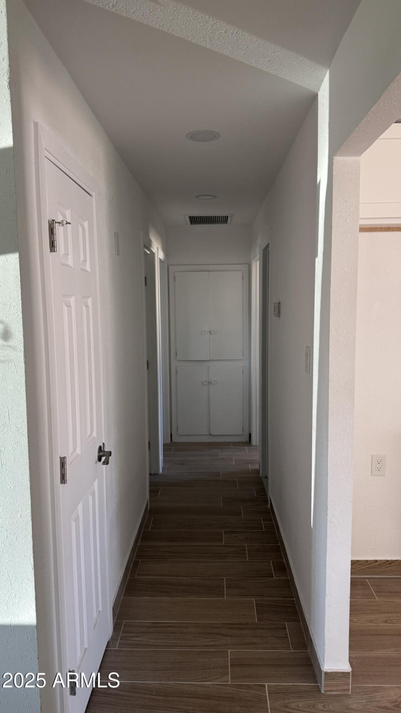 hallway to bedrooms