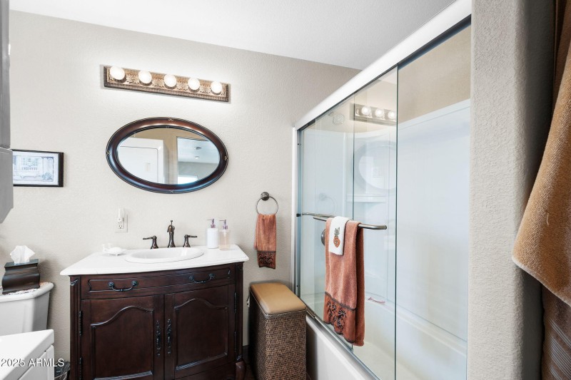 015___111 S Greenfield Rd unit 588