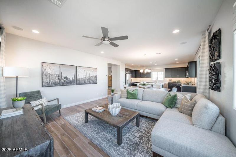 Parkside Villas RM 4 Great Room 2