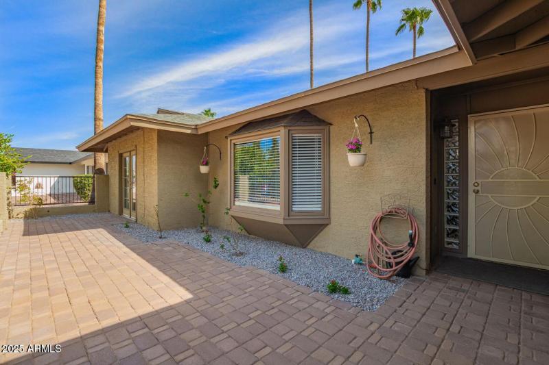 Montebello front patio