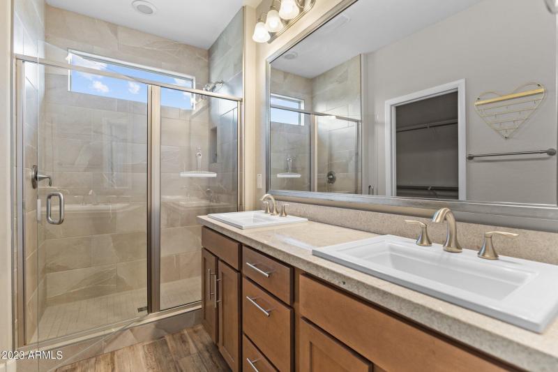 3200 Huckleberry Way