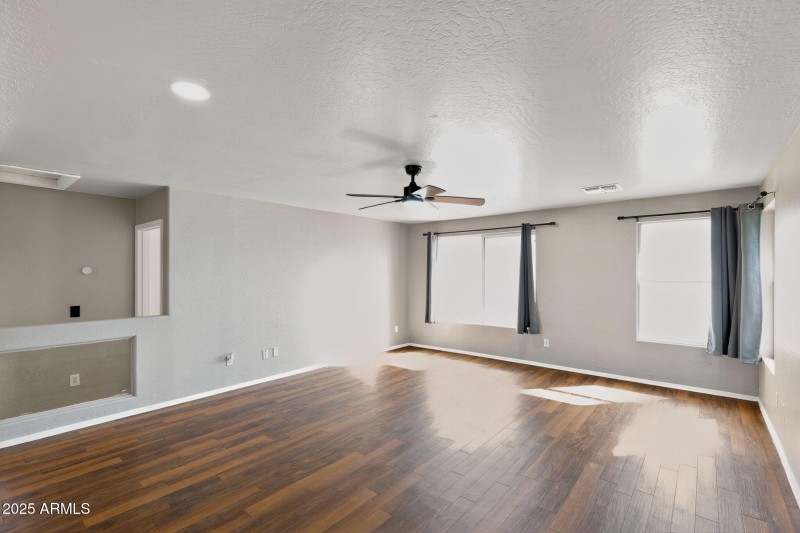 11_12709_N_El_Frio_St_El_Mirage_AZ_85335