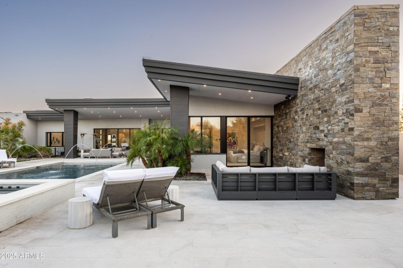 Modern Back Patio