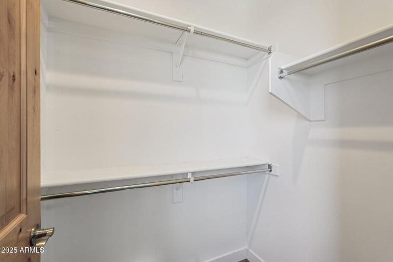 15-web-or-mls-S 220th Dr-S2610-015