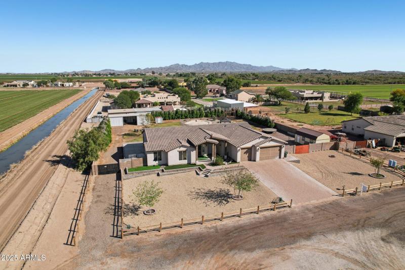 38-web-or-mls-S 220th Dr-S2610-038