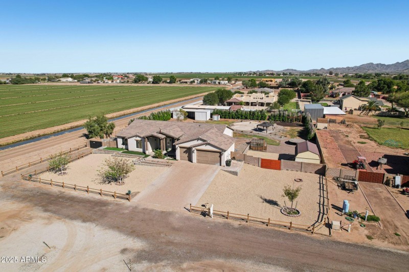 39-web-or-mls-S 220th Dr-S2610-039