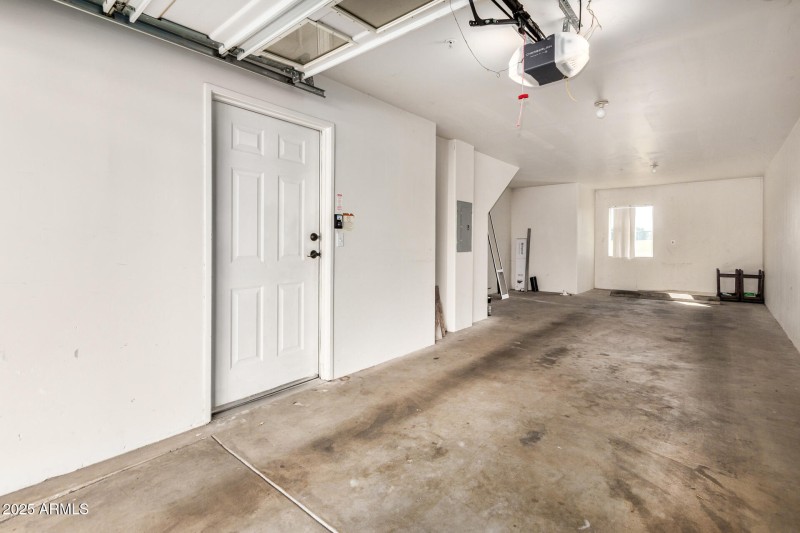 30 - Paradise Village