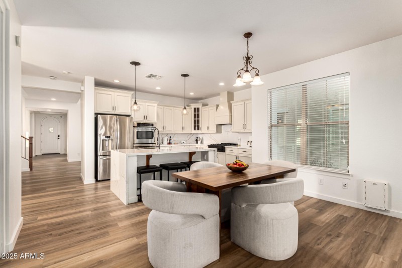 Terrace_Dining_Kitchen