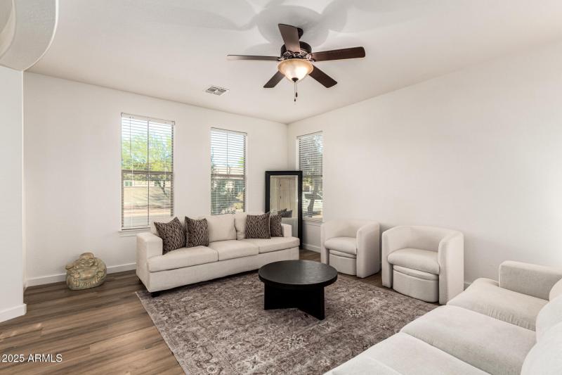 Terrace_Living_Area_3