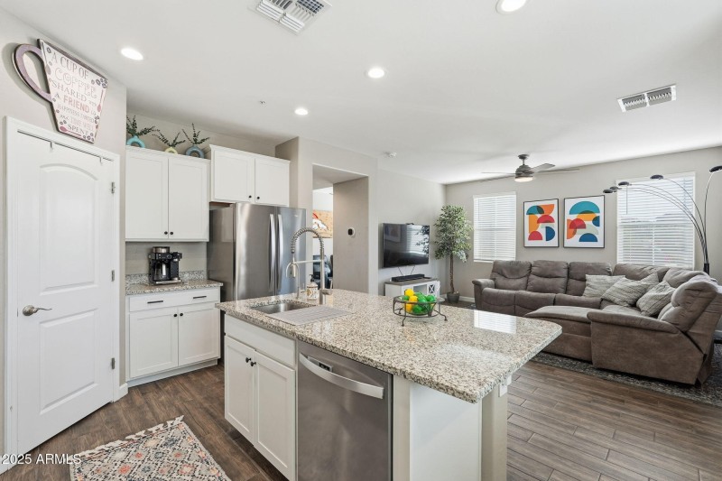 17-web-or-mls-017_ListerPros