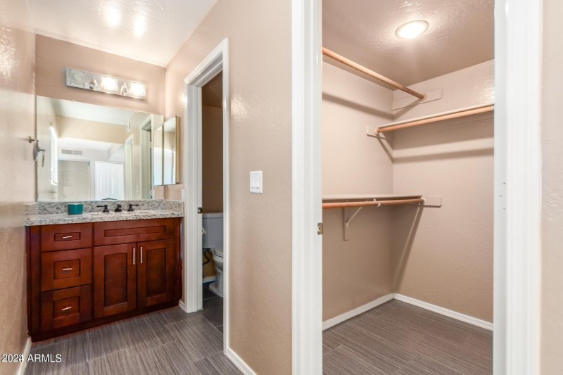 20230817041813225091000000-o