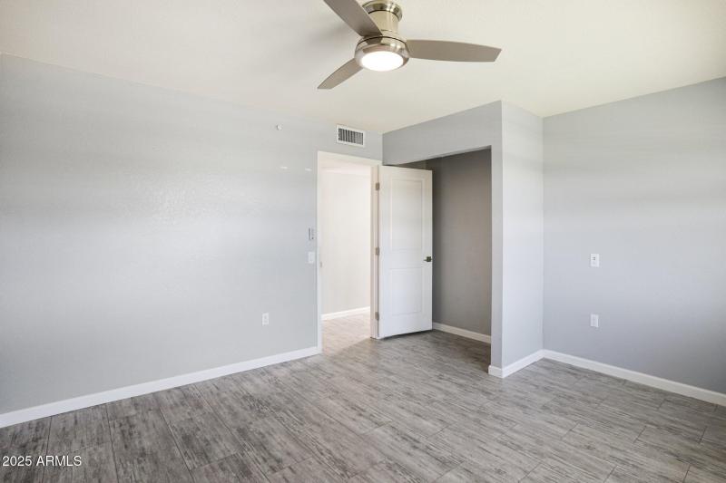 19-web-or-mls-W Forrester Dr-S1209-017