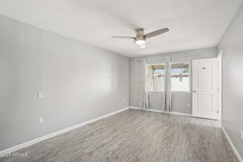 24-web-or-mls-W Forrester Dr-S1209-020