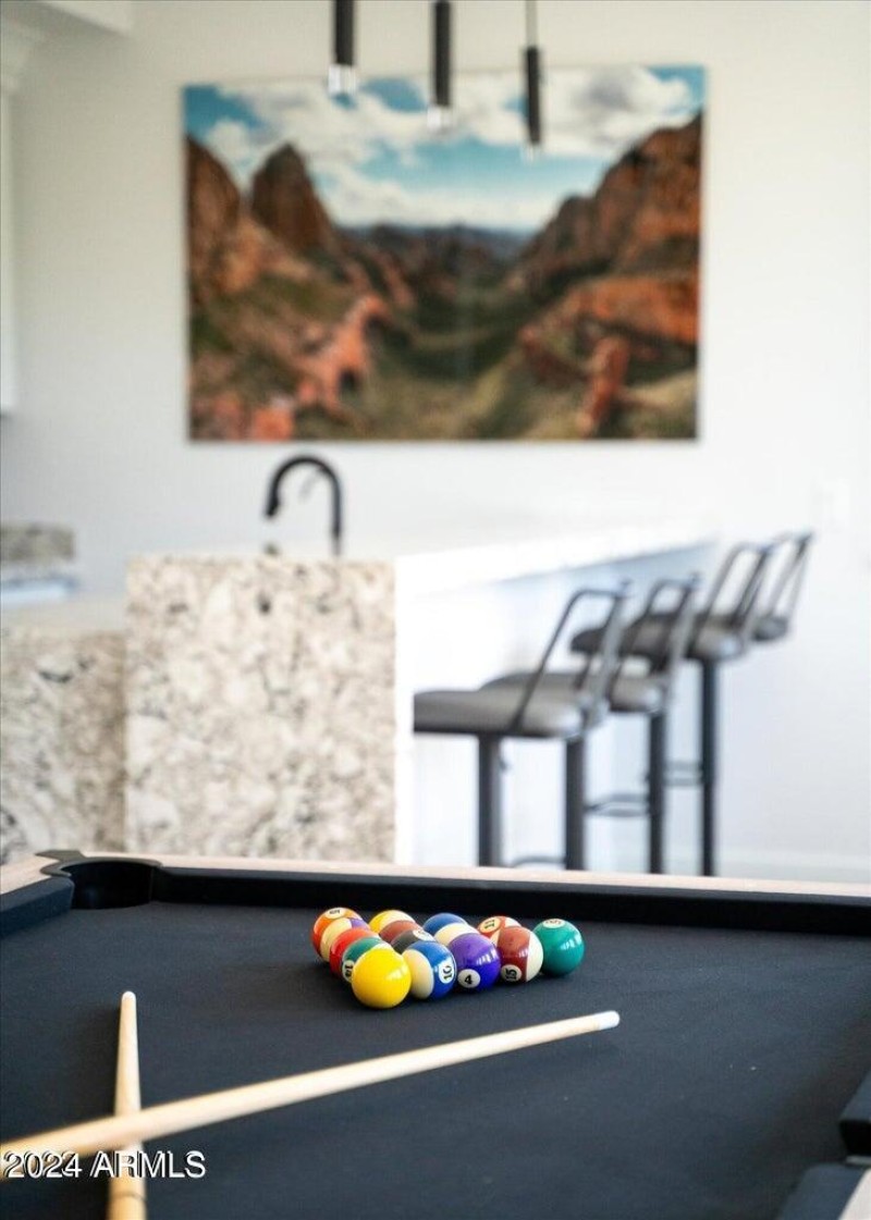 20231019224319800781000000-o