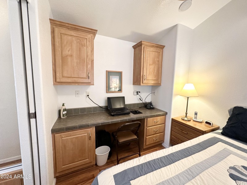 GREAT BUILT IN DESK AREA