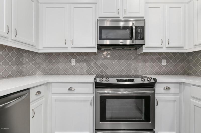 26313 N Babbling Brook - Interior-16