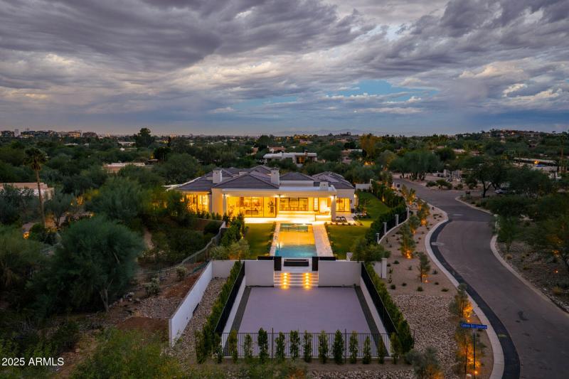 MLS - 3653 E Camino Sin Nombre - Paradis