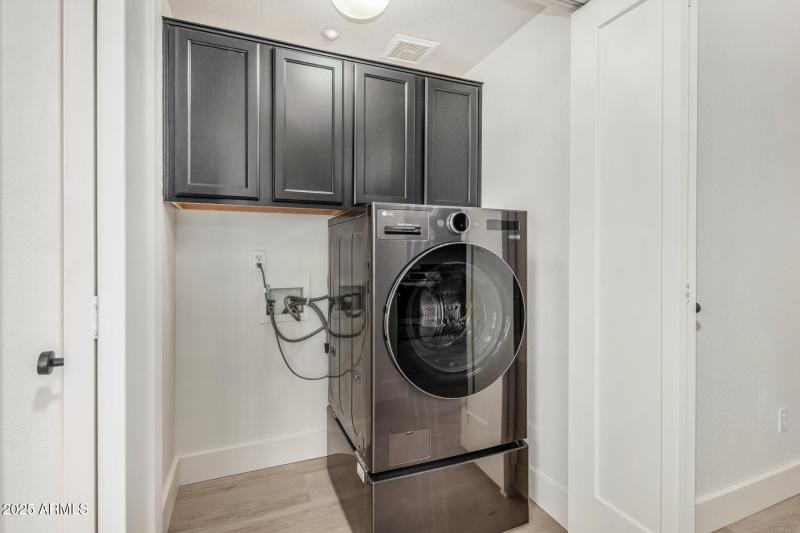 33 - Washer Dryer Combo