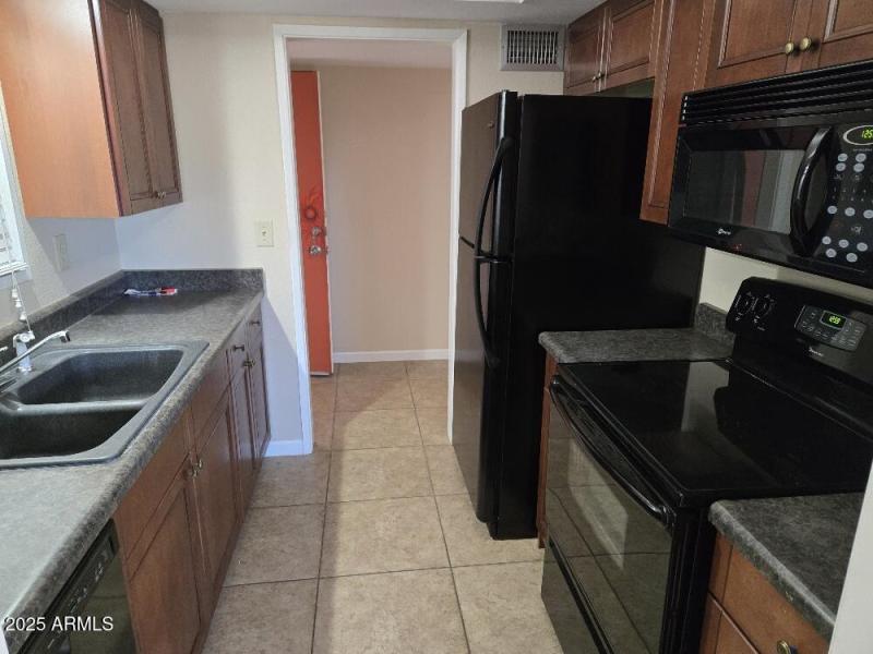 20251025_125820_resized