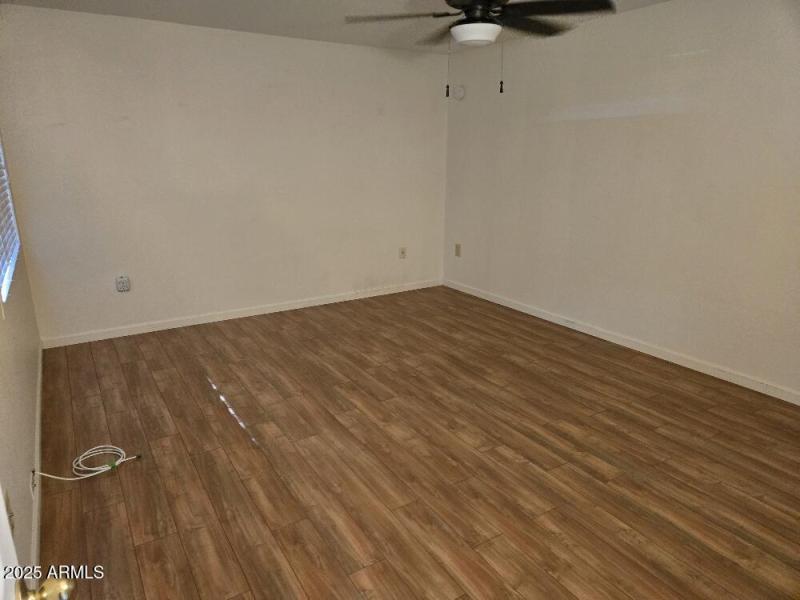 20251025_125900_resized