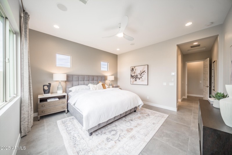 3830 S Gladiolus Circle