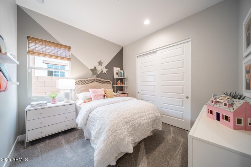 3830 S Gladiolus Circle