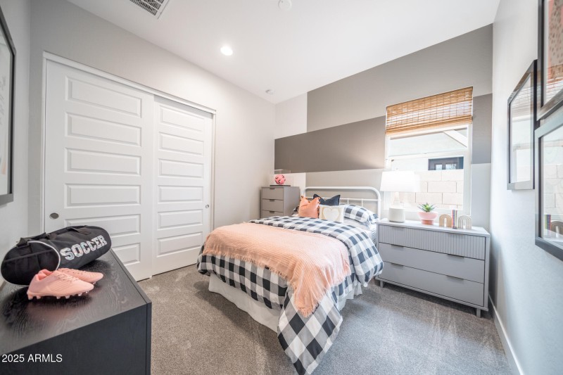 3830 S Gladiolus Circle