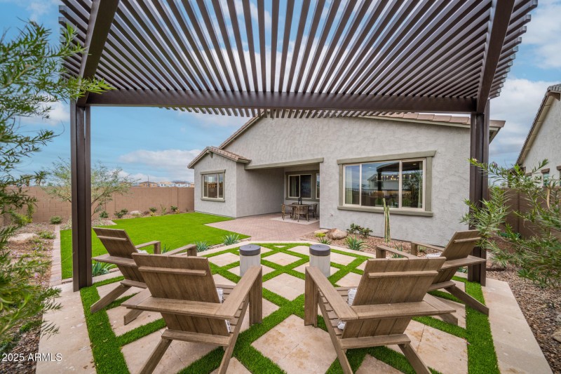 3830 S Gladiolus Circle