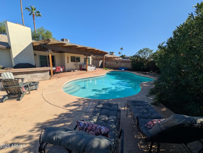 PXL_20251020_170005504