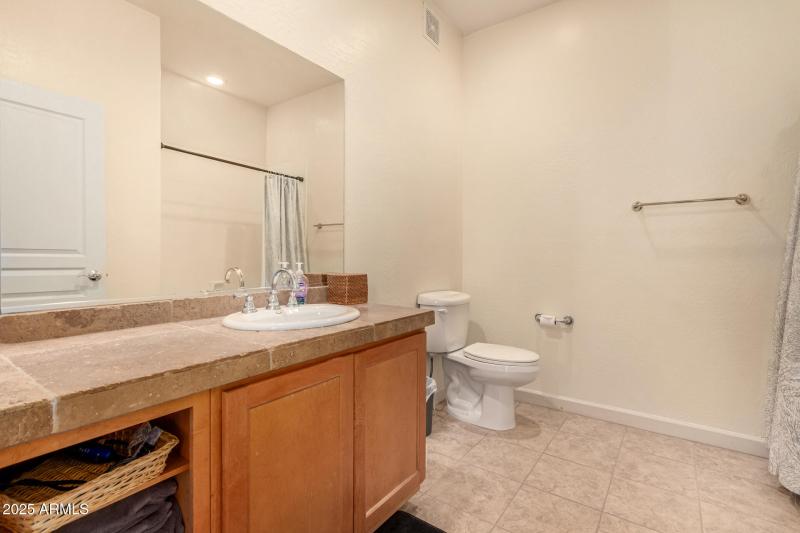 2nd Bathroom